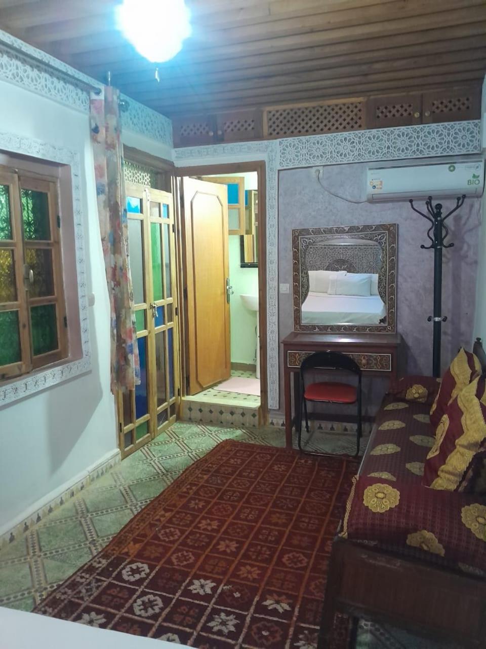Famille Fahym Apartment Fes Exterior photo